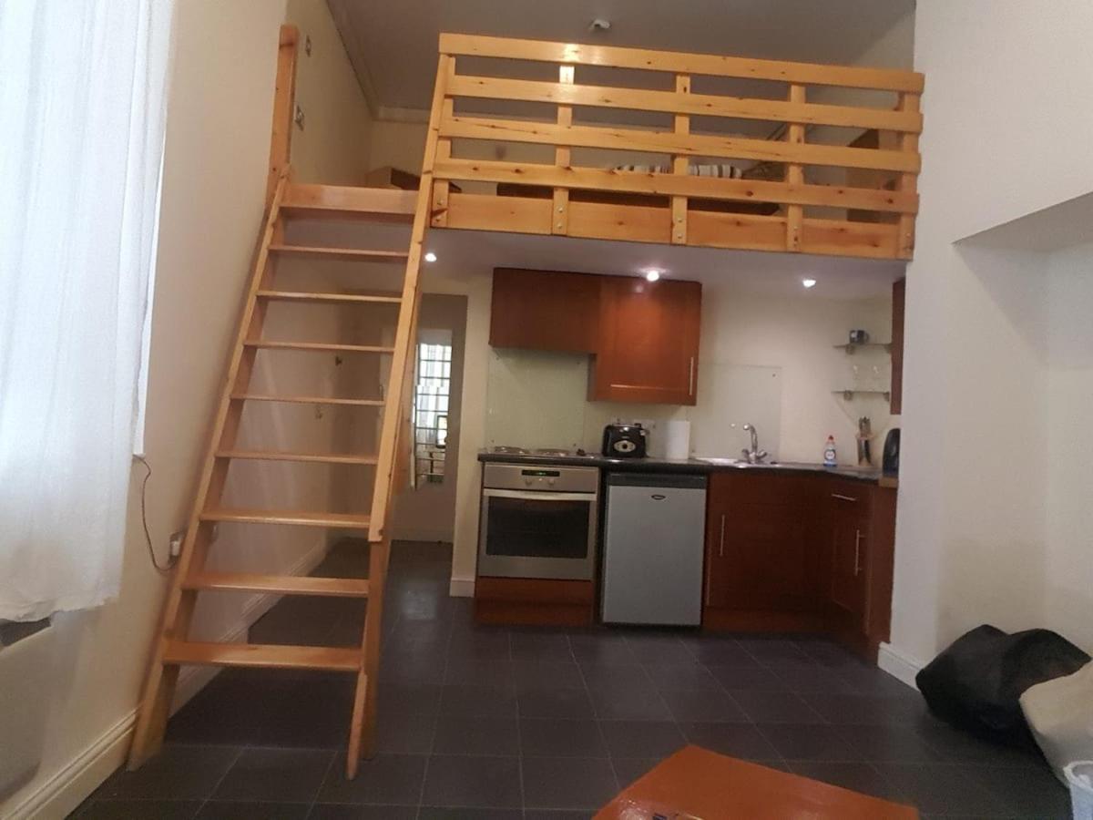 Bowlalley Lane, Hull Centre Apartment *